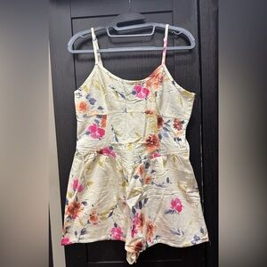 Pins And Needles Skort Romper Size 6